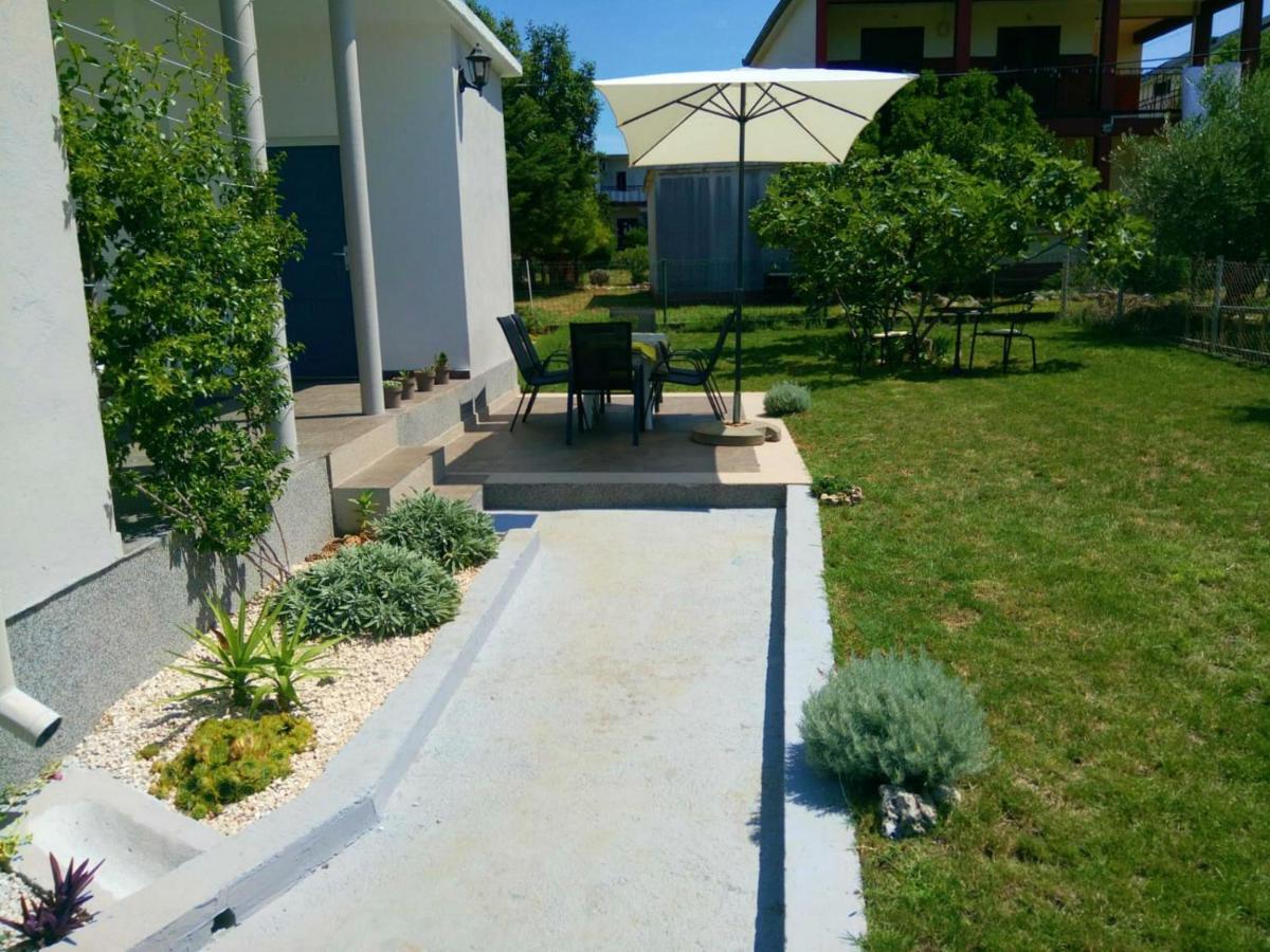 Seline Summer Home Exterior foto